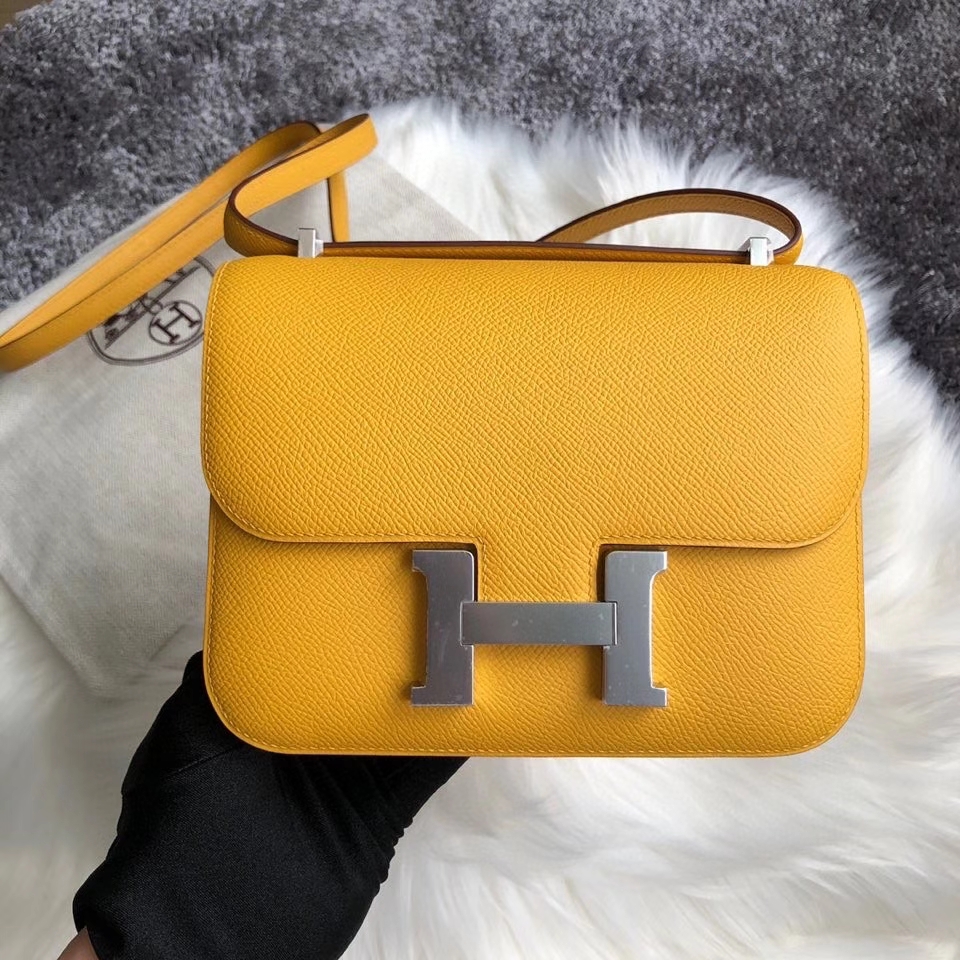 Hermès（爱马仕）Constance 18cm Epsom 原厂掌纹皮 9D 琥珀黄 Ambre 银扣 顶级手缝 现货