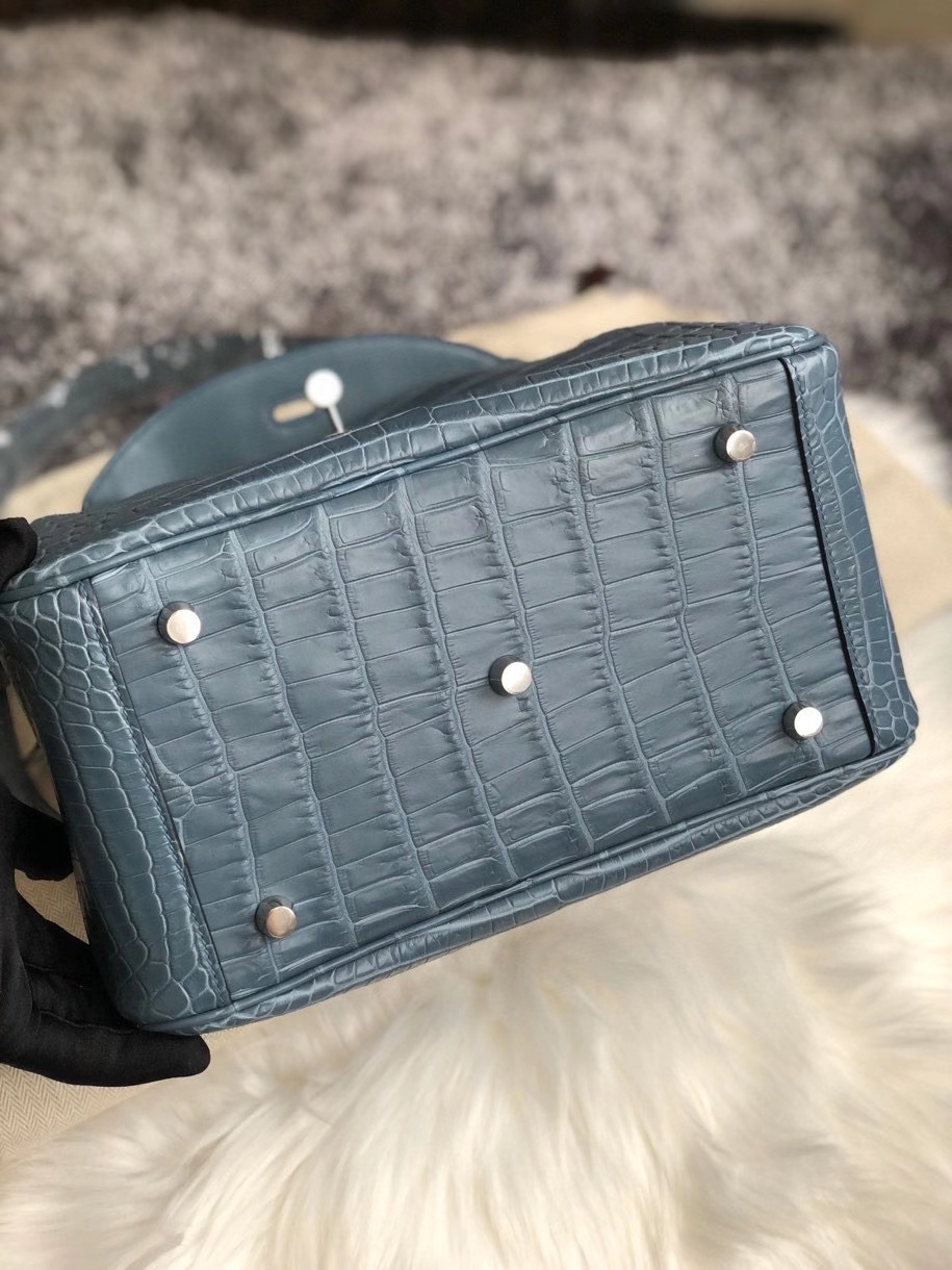 Hermès（爱马仕）Lindy 26cm Crocodile matt 雾面鳄鱼 7n 风暴蓝 银扣 顶级手缝 定制