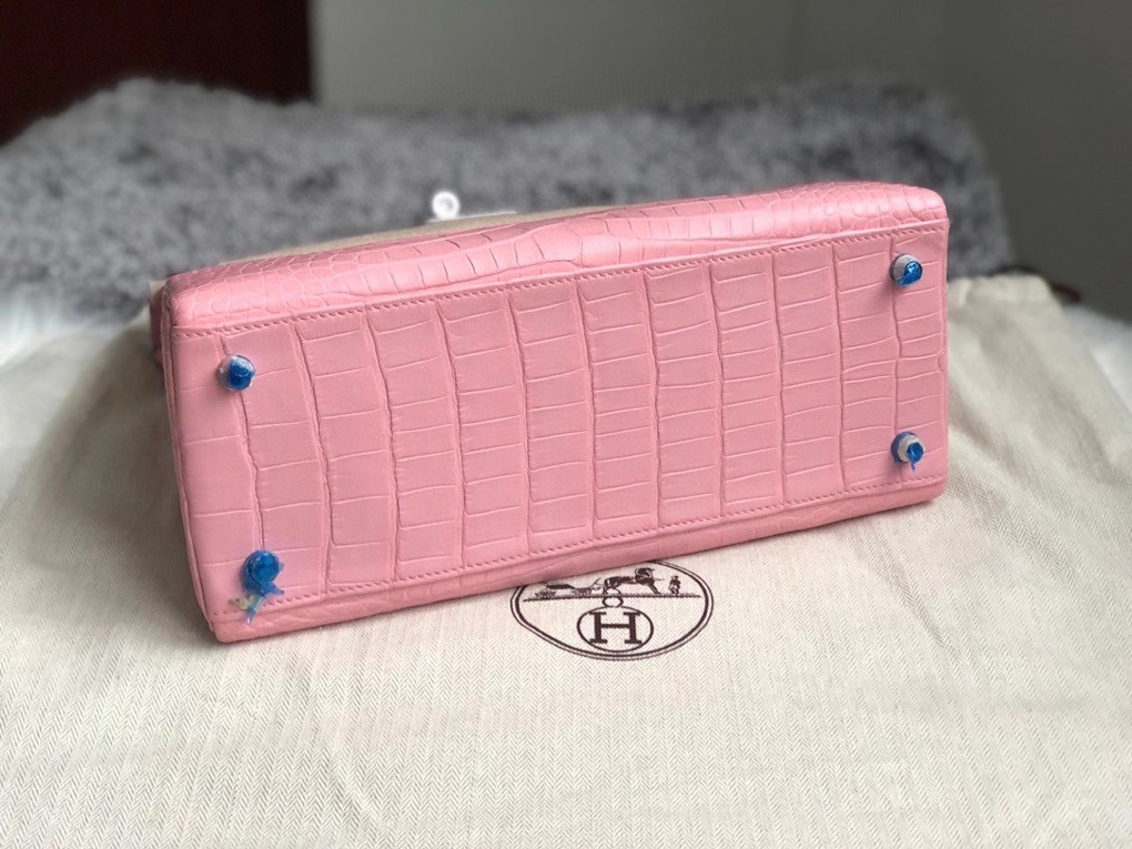 Hermès（爱马仕）Kelly 28cm Alligator matt 雾面鳄鱼 5p 樱花粉 银扣 顶级手缝 现货