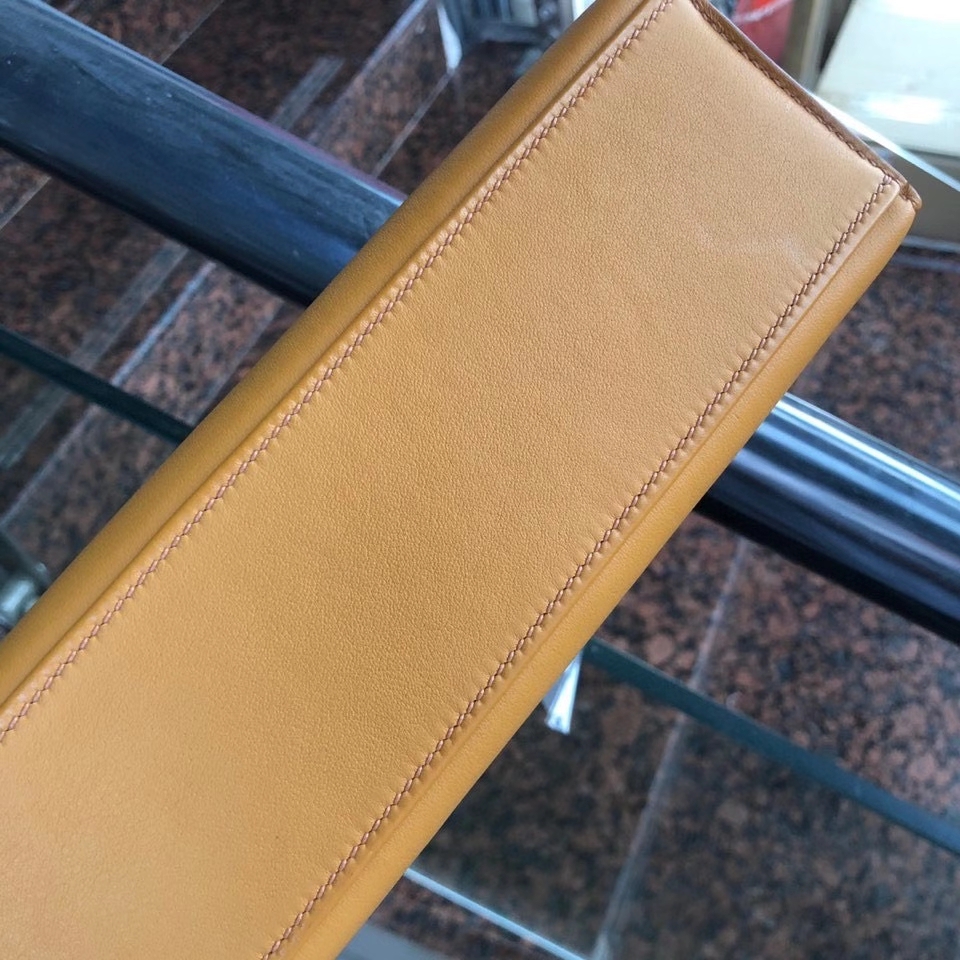 Hermès(爱马仕)Mini kelly pochette Swift 芝麻色 Sesame 银扣 顶级手缝 手拿包 晚宴包-拉尔森鳄鱼皮具定制 - 爱马仕包包官网 Hermès(爱马仕)Mini kelly pochette Swift 芝麻色 Sesame 银扣 顶级手缝 手拿包 晚宴包