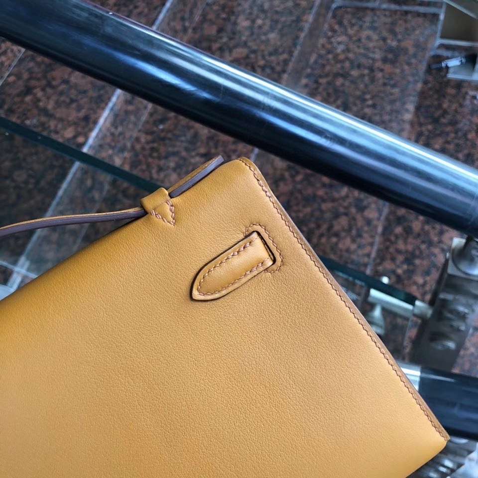 Hermès（爱马仕）Mini kelly pochette Swift  芝麻色 Sesame 银扣 顶级手缝 手拿包 晚宴包