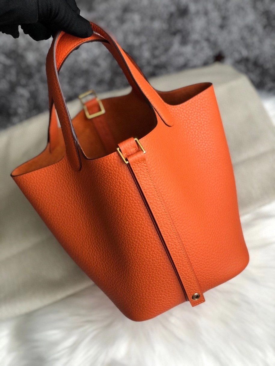 Hermès（爱马仕）Picotin 菜篮包 18cm 93橙色 Orange 金扣