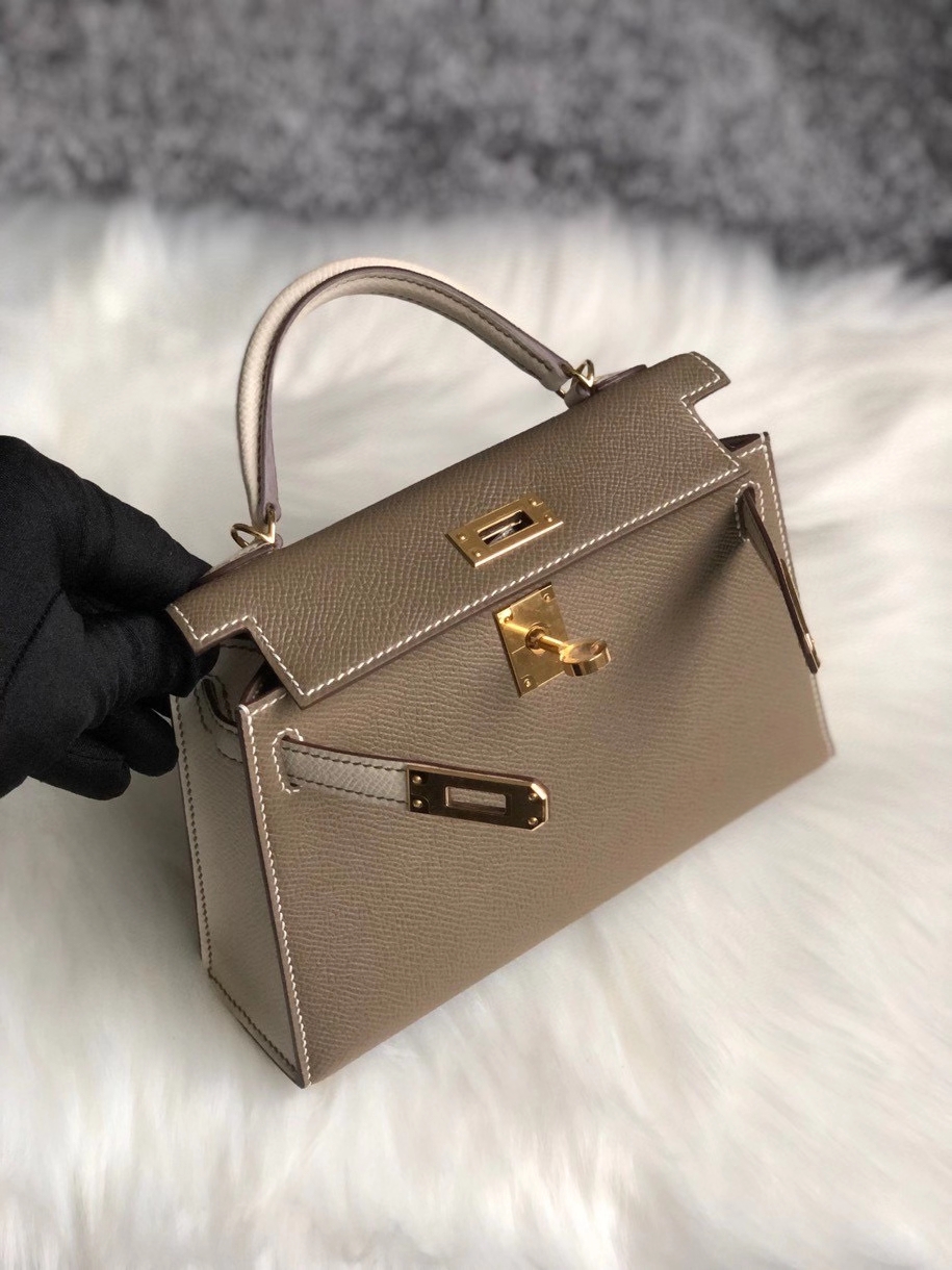 Hermès(爱马仕)Minikelly ll 原厂御用掌纹皮 ck18 大象灰 拼 ck10 奶昔白 金扣 马蹄印 顶级手缝 现货-拉尔森鳄鱼皮具定制 - 爱马仕包包官网 Hermès(爱马仕)Minikelly ll 原厂御用掌纹皮 ck18 大象灰 拼 ck10 奶昔白 金扣 马蹄印 顶级手缝 现货