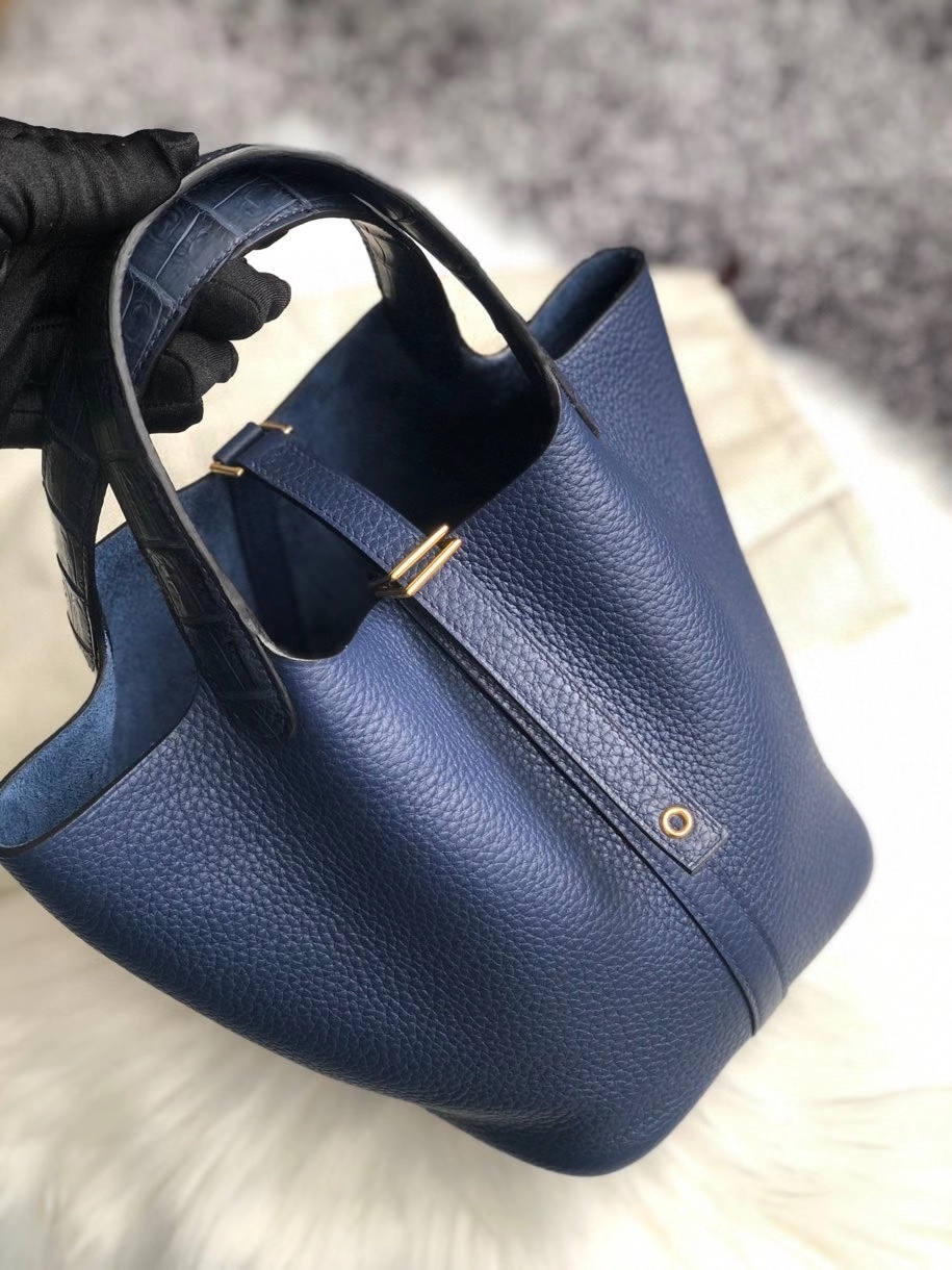 Hermès（爱马仕）Picotin 18cm 宝石蓝拼鳄鱼宝石蓝手腕 金扣 顶级手缝 订制