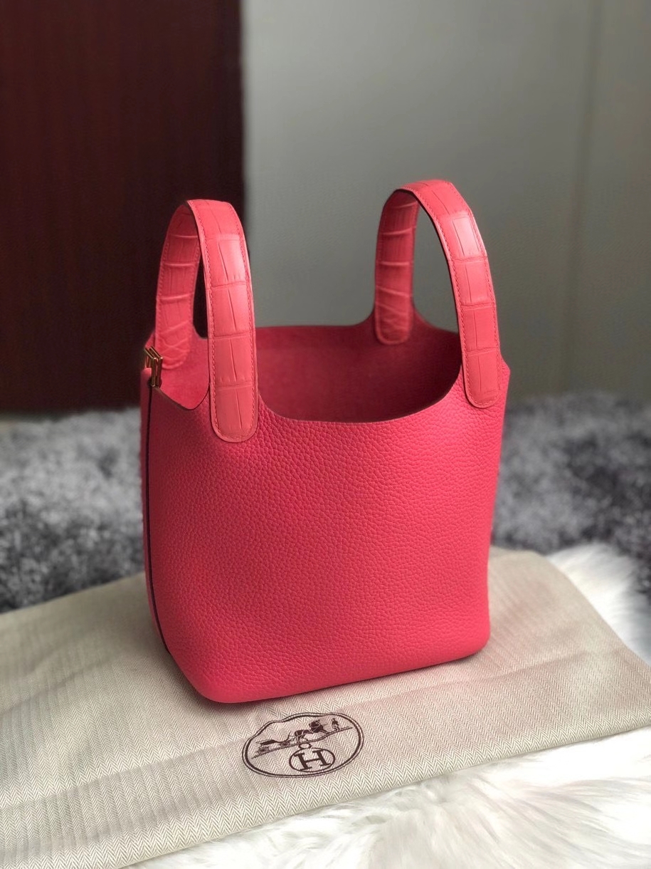 Hermès（爱马仕）Picotin 18cm 唇膏粉 rose azalee 小牛皮 拼 杜鹃红 鳄鱼手腕 金扣