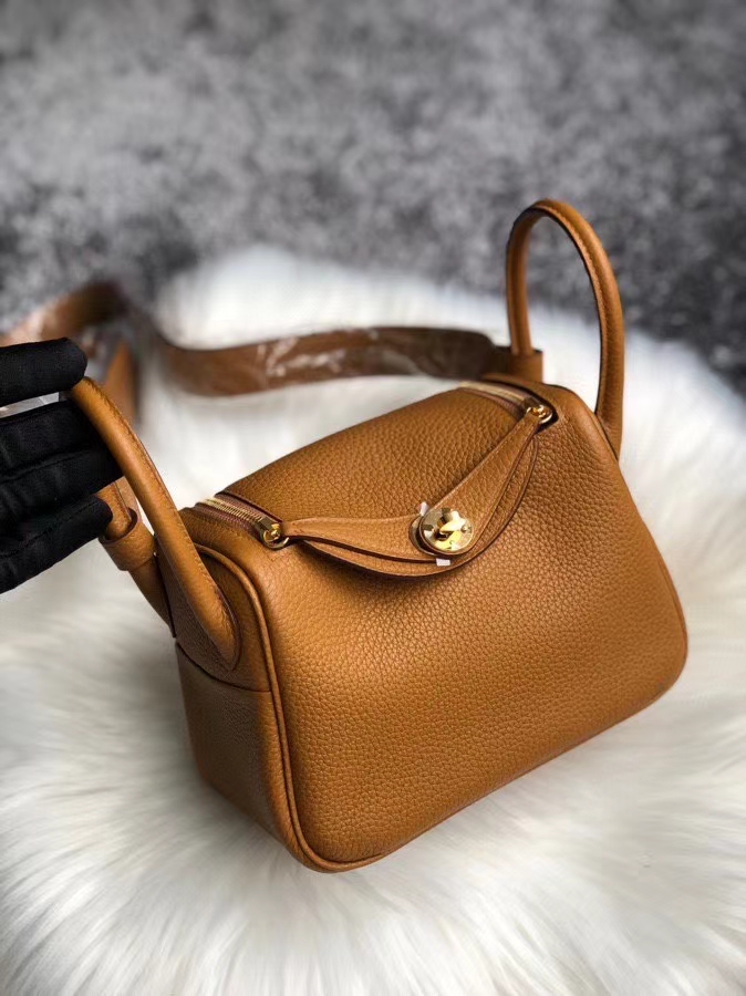 Hermès（爱马仕）Mini lindy  togo S2 芝麻黄 Sesame 金扣 顶级手缝 可定制