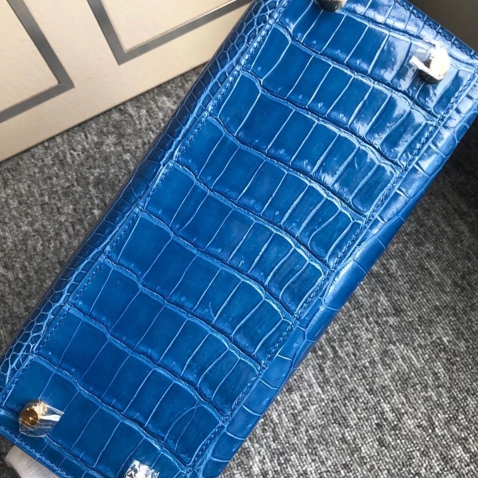 Hermès（爱马仕）Kelly 25cm porosus shiny 亮面澳洲湾鳄 7Ｑ 希腊蓝  金扣 正品五金 现货