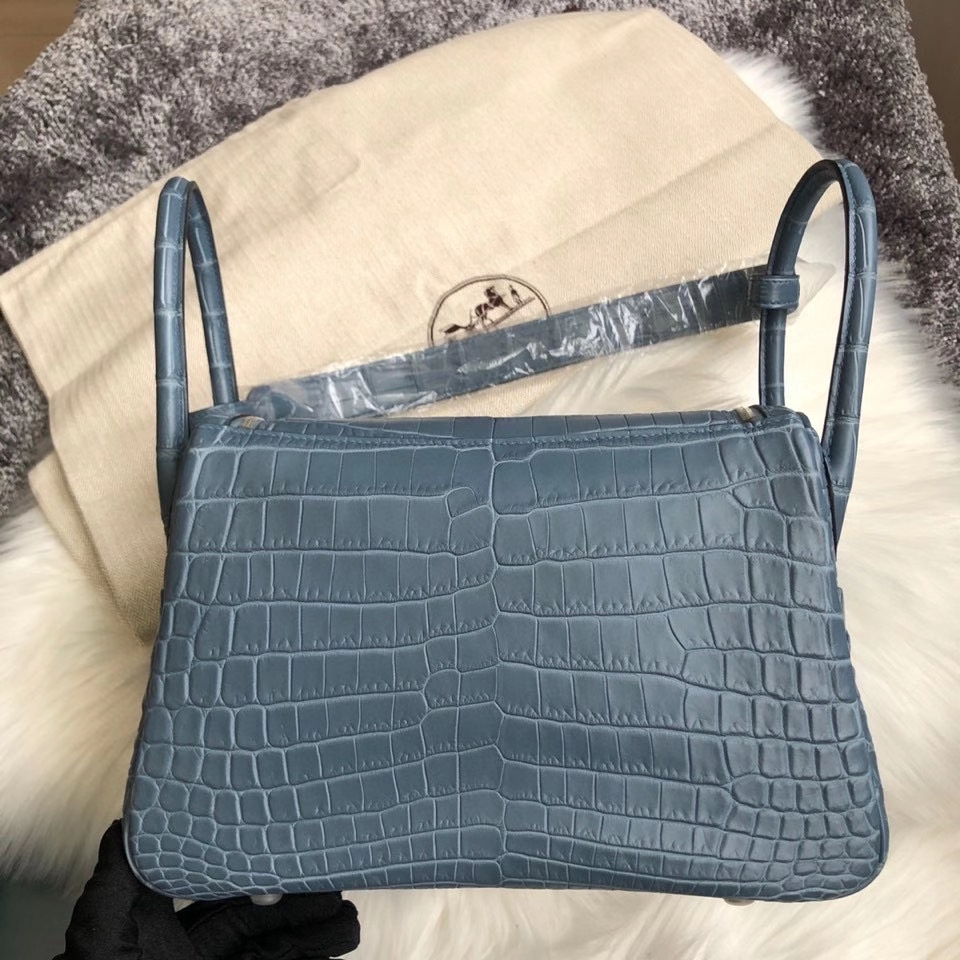 Hermès（爱马仕）Lindy 26cm Crocodile matt 雾面鳄鱼 7n 风暴蓝 银扣 顶级手缝 定制