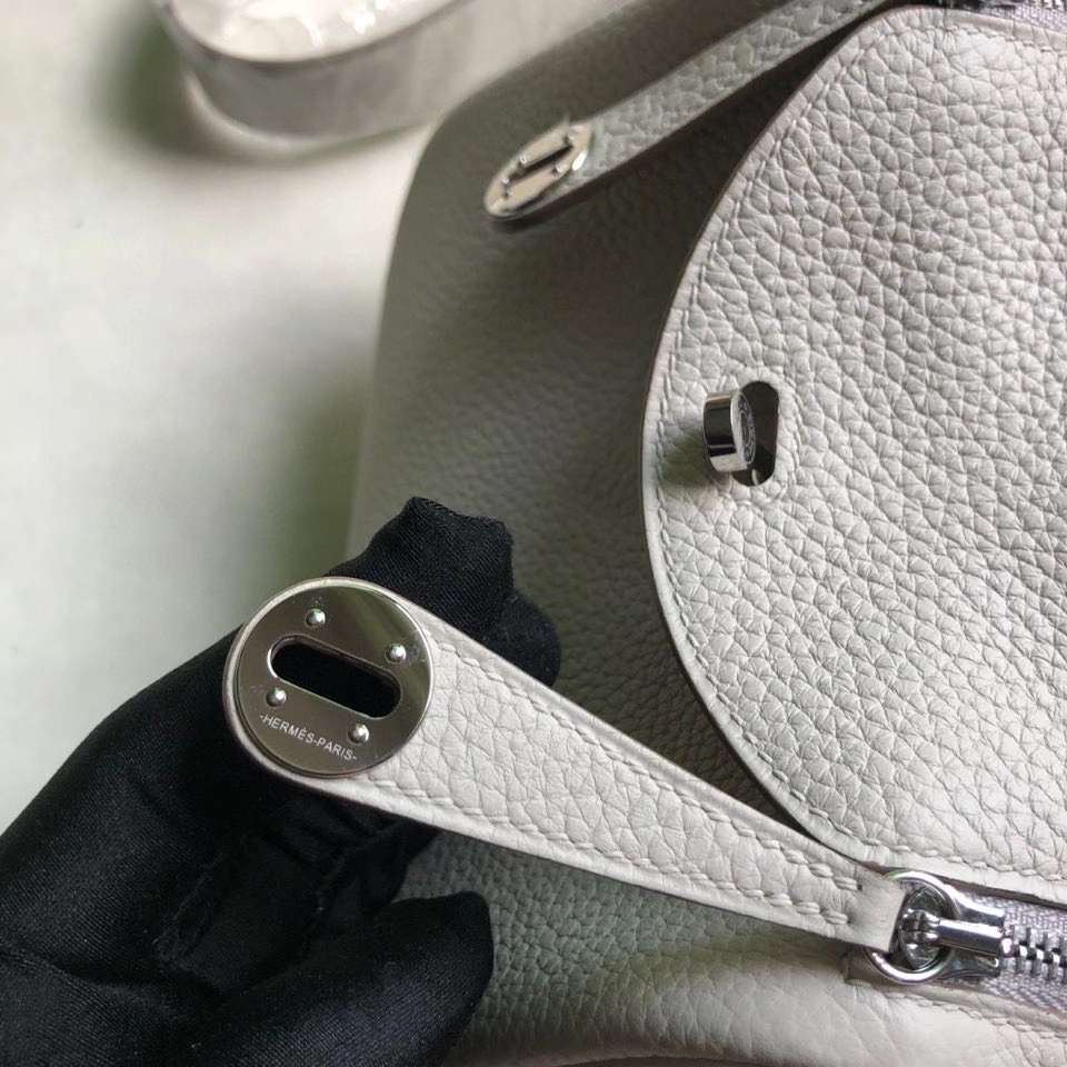 Hermès（爱马仕）Mini lindy ck80 珍珠灰 银扣 顶级手缝 20cm 现货