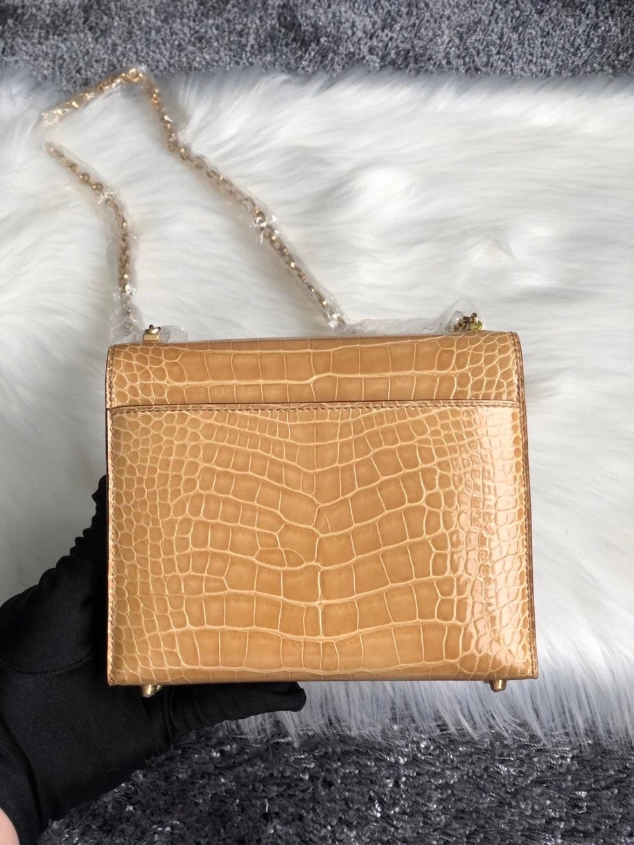 Hermès（爱马仕）Verrou 17cm Alligator shiny 亮面鳄鱼 杏色 奶茶色 金扣 顶级手缝 现货