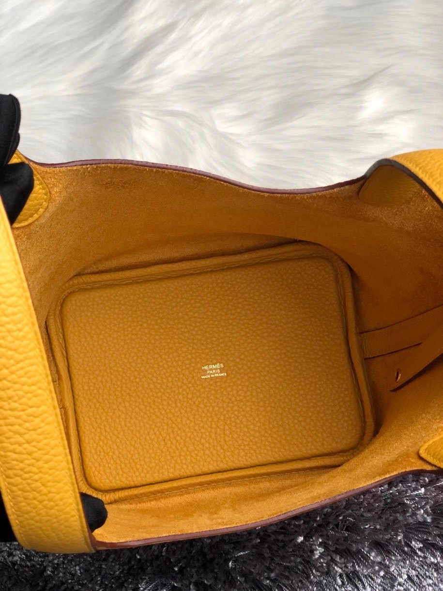 Hermès(爱马仕)Picotin 18cm 原厂御用大牛皮 9D 琥珀黄 Ambre 金扣 顶级手缝-拉尔森鳄鱼皮具定制 - 爱马仕包包官网 Hermès(爱马仕)Picotin 18cm 原厂御用大牛皮 9D 琥珀黄 Ambre 金扣 顶级手缝