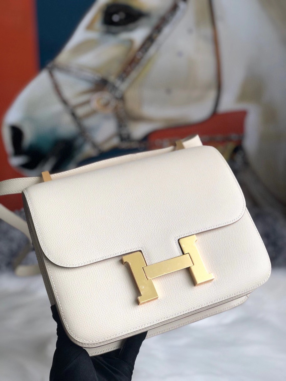 Hermès（爱马仕）Constance 24cm Epsom 原厂掌纹皮 ck10奶昔白 craie 金扣 最最最新