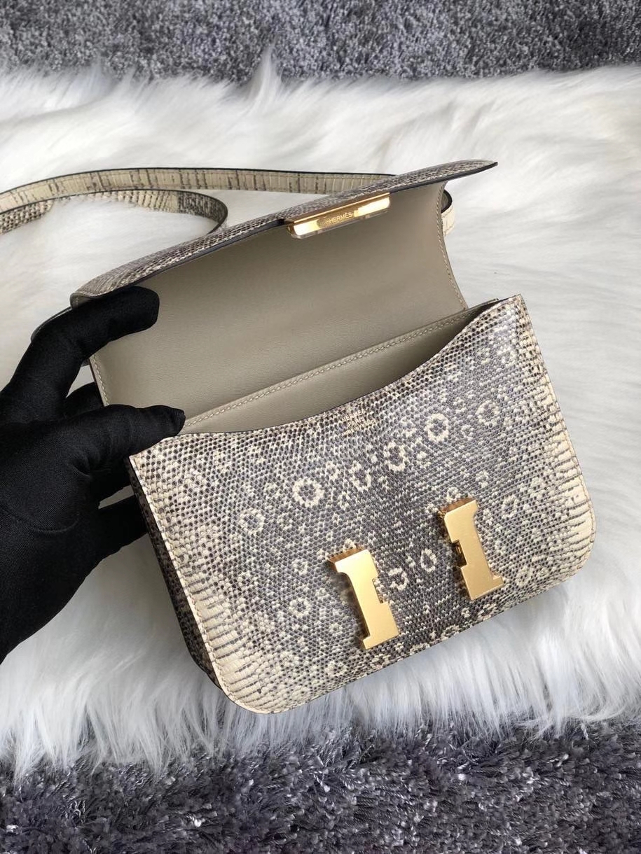 Hermès（爱马仕）Constance 18cm Lizard 进口亮面蜥蜴 01 原色 小喜马拉雅色 金扣 超美