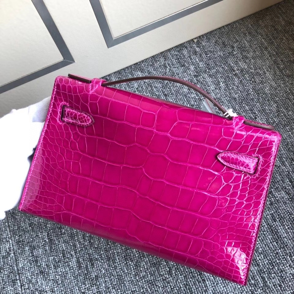 Hermès（爱马仕）Mini pochette 22cm Alligator shiny 亮面鳄鱼 J5 天方夜谭粉紫 银扣 顶级手缝  现货