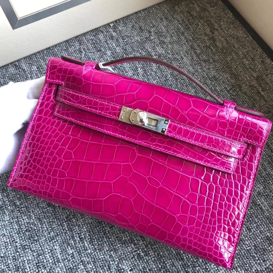 Hermès（爱马仕）Mini pochette 22cm Alligator shiny 亮面鳄鱼 J5 天方夜谭粉紫 银扣 顶级手缝  现货