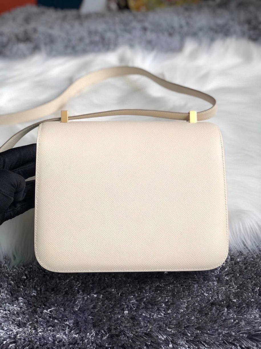 Hermès（爱马仕）Constance 24cm Epsom 原厂掌纹皮 ck10奶昔白 craie 金扣 最最最新