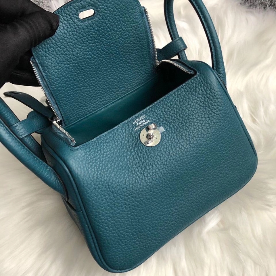 Hermès(爱马仕)Mini lindy W0 博斯普鲁斯绿 银扣 顶级手缝 现货-拉尔森鳄鱼皮具定制 - 爱马仕包包官网 Hermès(爱马仕)Mini lindy W0 博斯普鲁斯绿 银扣 顶级手缝 现货