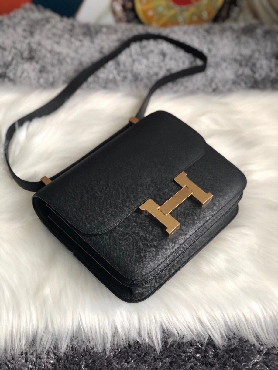 Hermès（爱马仕）Constance 24cm Epsom 原厂掌纹皮 ck89 黑色 Noir  金扣 最最最新
