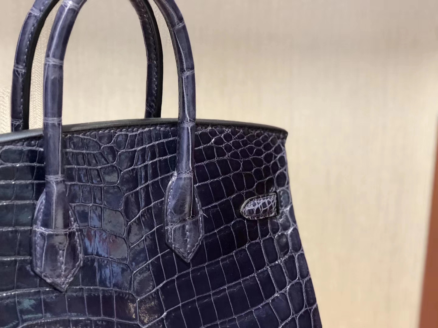 Hermès（爱马仕）Birkin 25cm shiny nilo crocodile 亮面两点汨罗鳄 Ck73宝石蓝 蜡线全缝 银扣