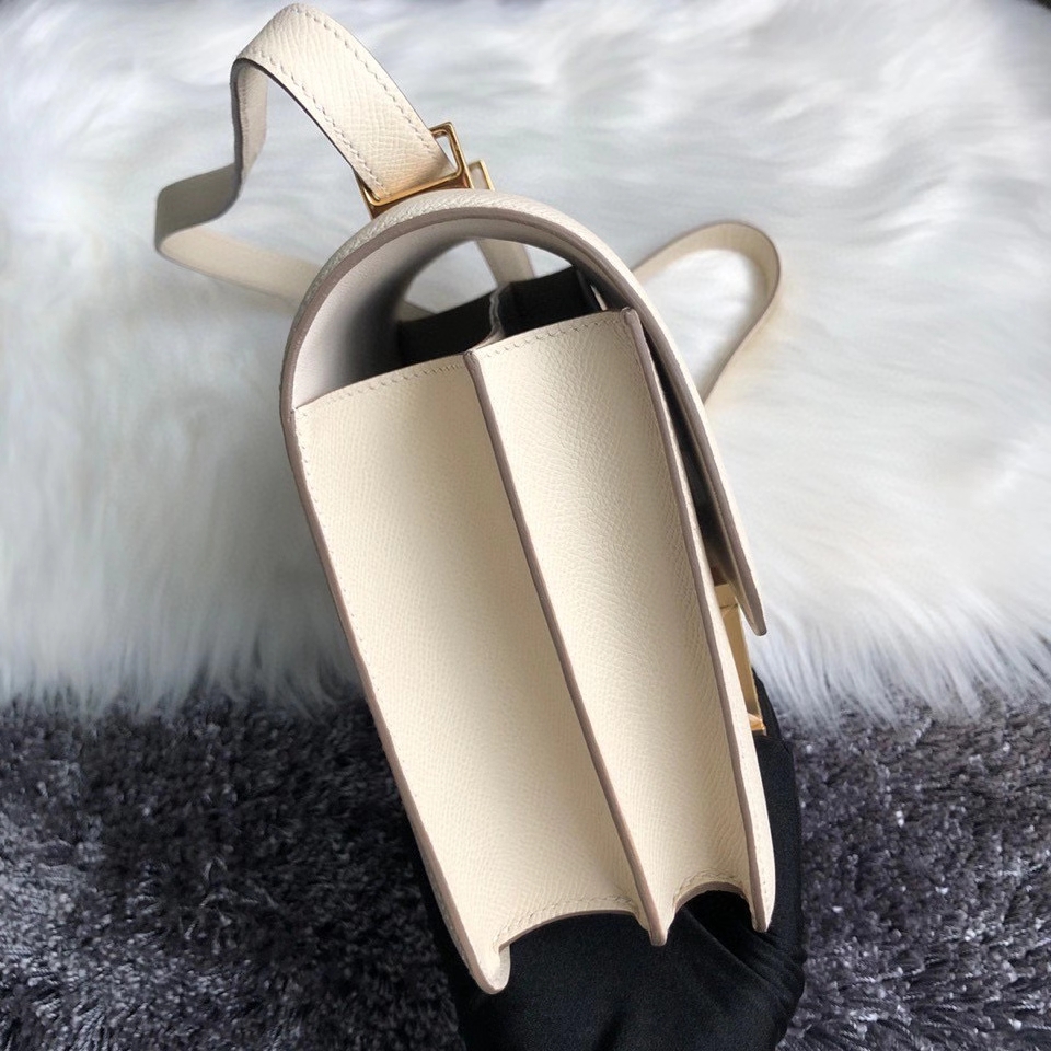Hermès(爱马仕)Constance 24cm Epsom 原厂掌纹皮 ck10奶昔白 craie 金扣 最最最新-拉尔森鳄鱼皮具定制 - 爱马仕包包官网 Hermès(爱马仕)Constance 24cm Epsom 原厂掌纹皮 ck10奶昔白 craie 金扣 最最最新
