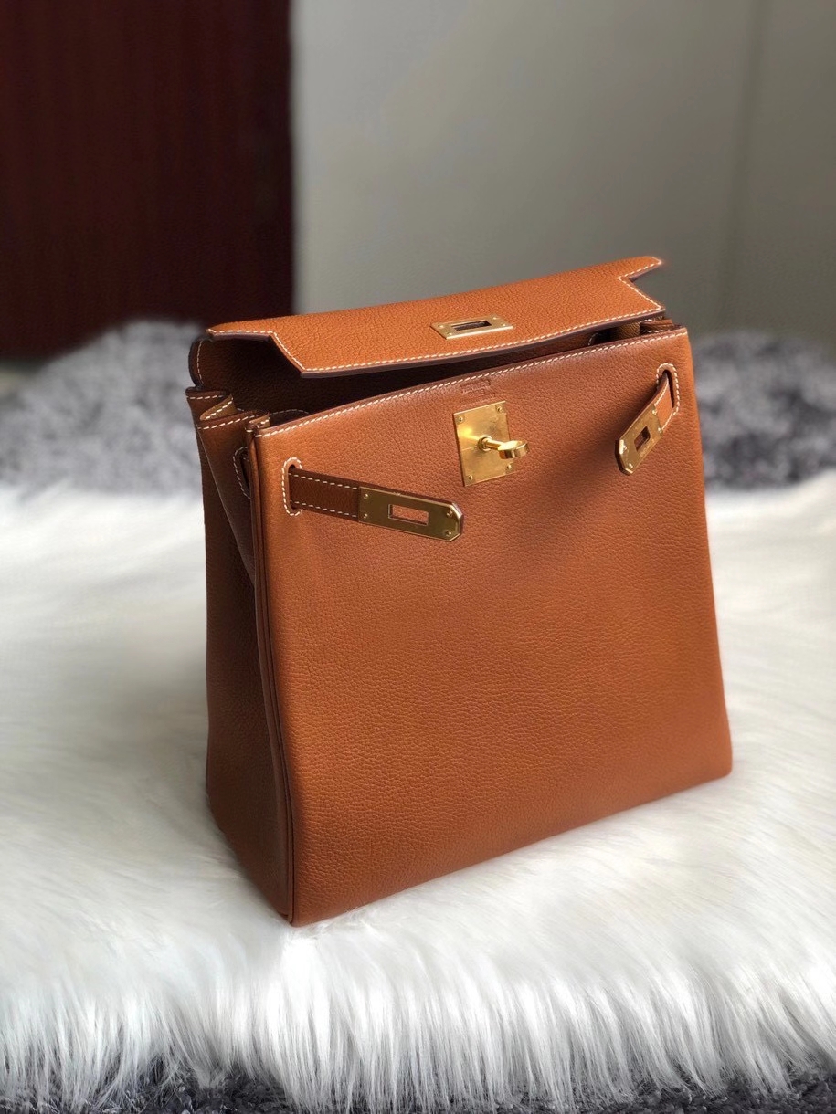 Hermès(爱马仕)Kelly ado 颗粒马鞍皮 金棕色 金扣 顶级手缝 定制-拉尔森鳄鱼皮具定制 - 爱马仕包包官网 Hermès(爱马仕)Kelly ado 颗粒马鞍皮 金棕色 金扣 顶级手缝 定制