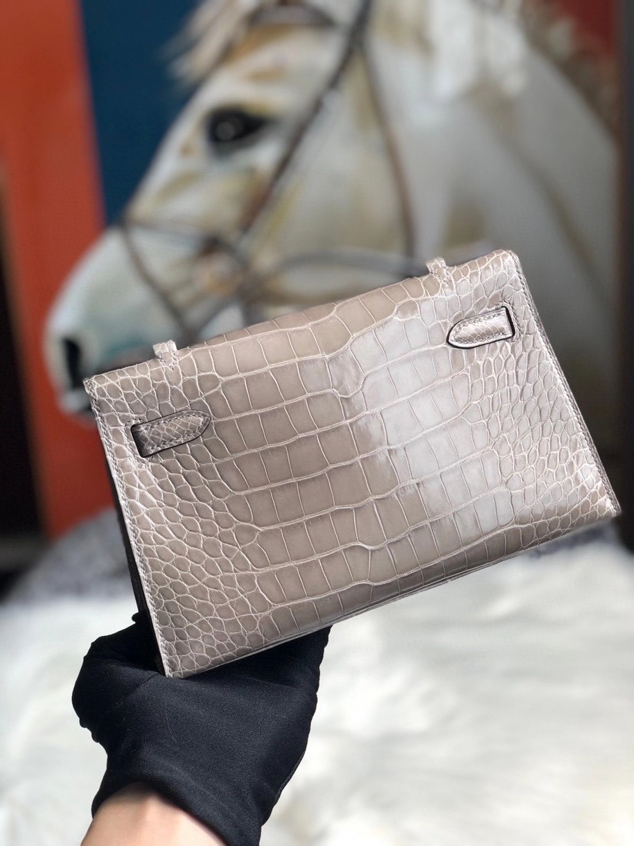 Hermès（爱马仕）Mini kelly pochette 22cm Alligator shiny 亮面鳄鱼 ck81 斑鸠灰 Gris T 银扣 手包