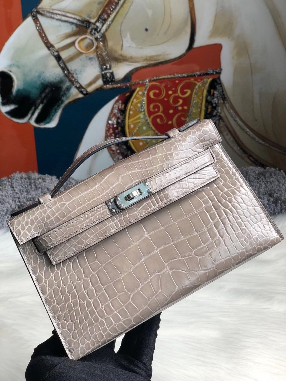 Hermès（爱马仕）Mini kelly pochette 22cm Alligator shiny 亮面鳄鱼 ck81 斑鸠灰 Gris T 银扣 手包