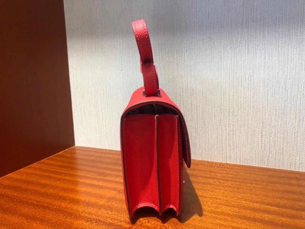 Hermès（爱马仕）Constance18cm Eposm S3 心红色拼珐琅扣  康康全线升级  超超薄油边