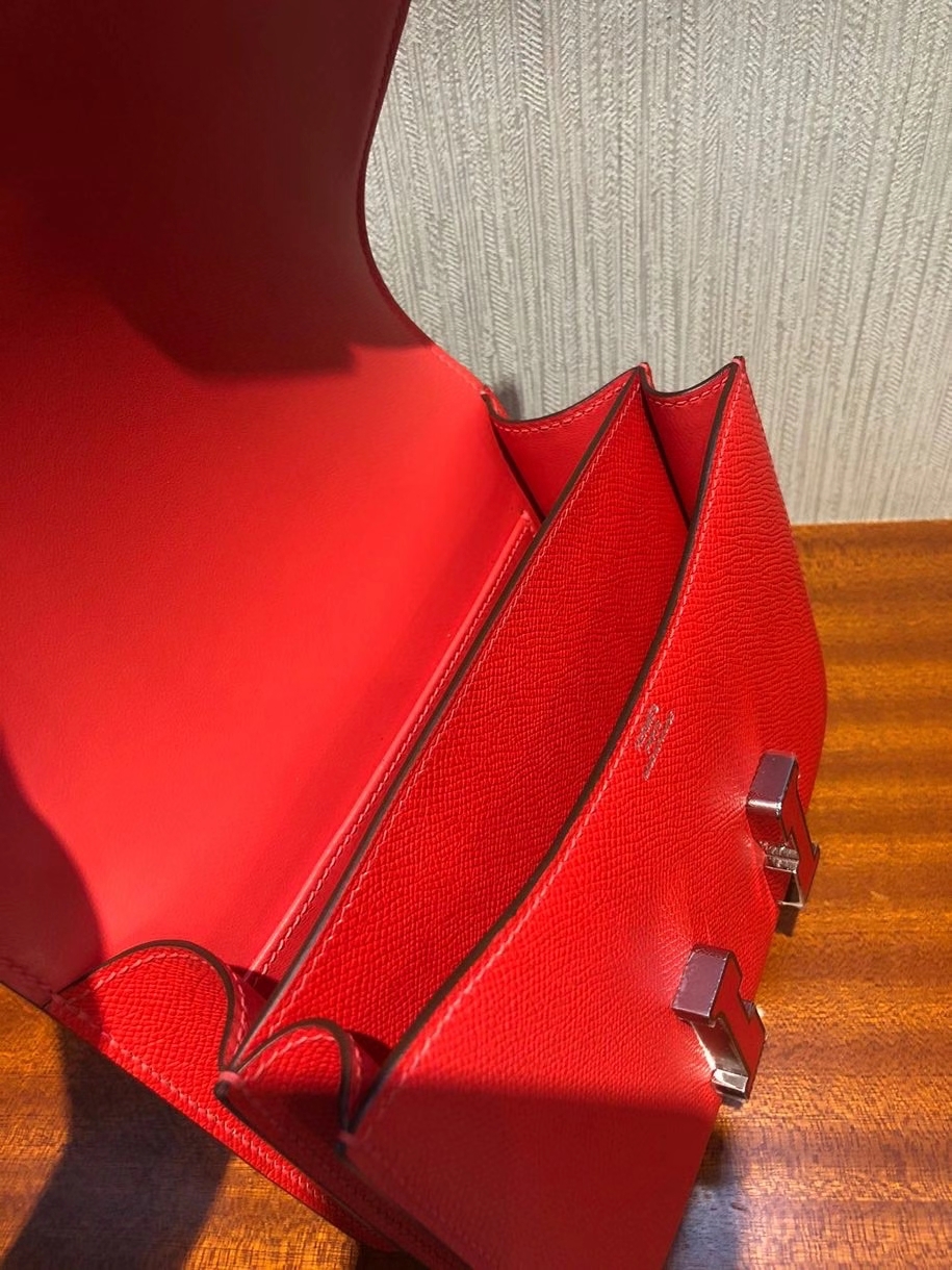 Hermès(爱马仕)Constance18cm Eposm S3 心红色拼珐琅扣 康康全线升级 超超薄油边-拉尔森鳄鱼皮具定制 - 爱马仕包包官网 Hermès(爱马仕)Constance18cm Eposm S3 心红色拼珐琅扣 康康全线升级 超超薄油边