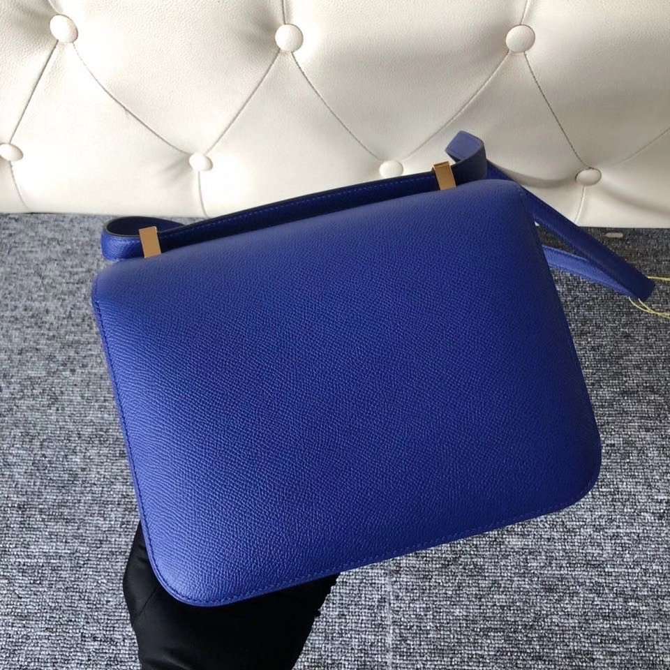Hermès（爱马仕）Constance 24cm Epsom 原厂掌纹皮 7T 电光蓝内拼孔雀绿 马蹄印 金扣 顶级手缝 现货