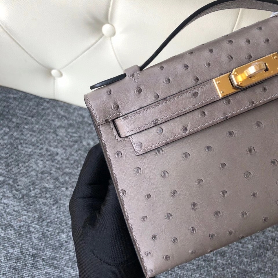 Hermès（爱马仕）Mini kelly pochette 22cm Ostrich kk 鸵鸟 m8 沥青灰 顶级手缝 手拿包 晚宴包  现货