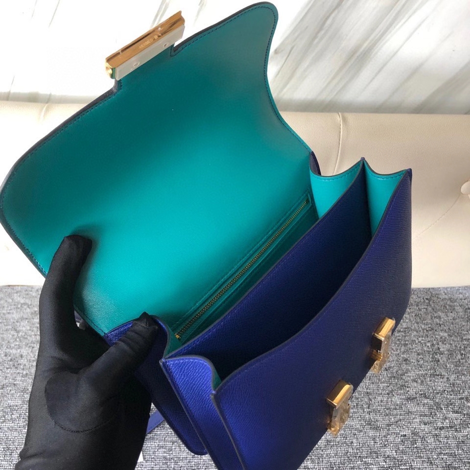 Hermès（爱马仕）Constance 24cm Epsom 原厂掌纹皮 7T 电光蓝内拼孔雀绿 马蹄印 金扣 顶级手缝 现货
