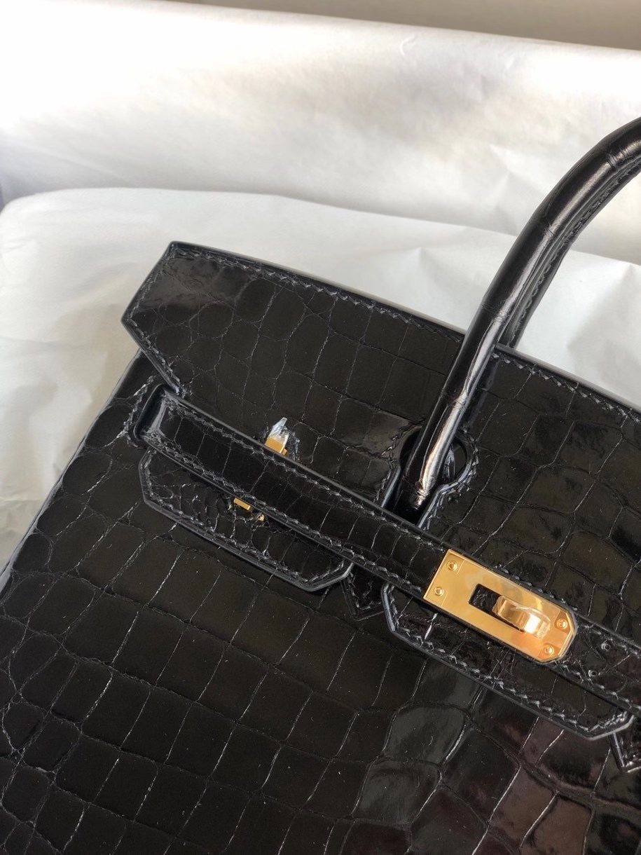 Hermès(爱马仕)Birkin 25cm Crocodile shiny 亮面鳄鱼ck89 黑色 Noir 金扣 顶级手缝 现货-拉尔森鳄鱼皮具定制 - 爱马仕包包官网 Hermès(爱马仕)Birkin 25cm Crocodile shiny 亮面鳄鱼ck89 黑色 Noir 金扣 顶级手缝 现货