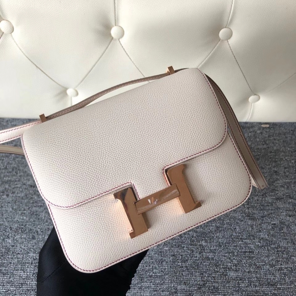 Hermès（爱马仕）Constance 18cm Epsom 原厂掌纹皮 ck10 奶昔白 内拼 玫瑰紫 金扣 马蹄印 定制