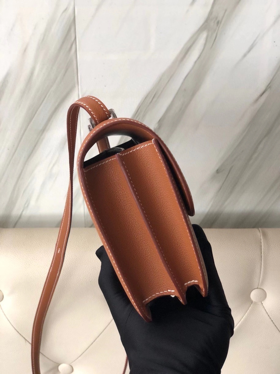 Hermès（爱马仕）Constance 18cm Evecolor ck37 金棕色 Gold 银扣  现货