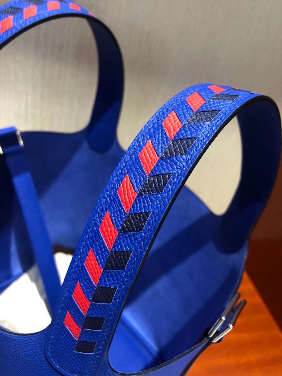 Hermès（爱马仕）Picotin 18cm Epsom 琉璃蓝 编织手腕 银扣