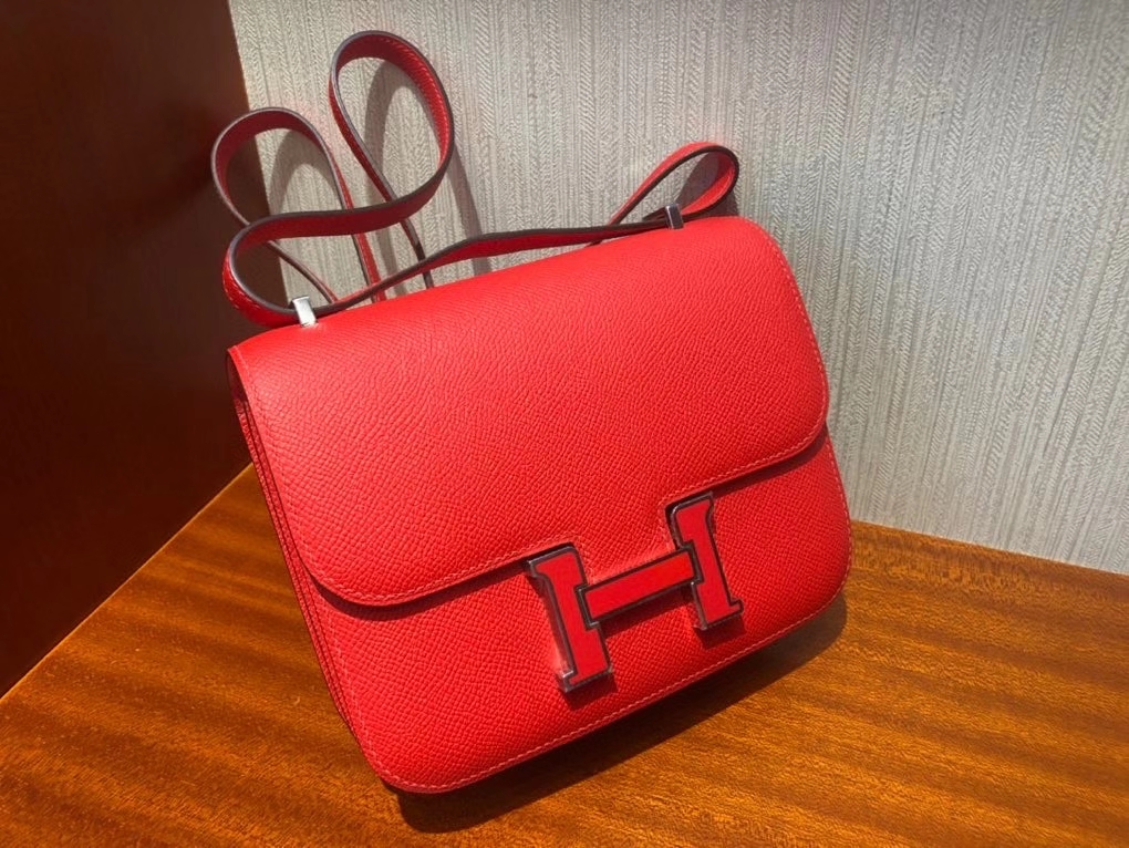 Hermès（爱马仕）Constance18cm Eposm S3 心红色拼珐琅扣  康康全线升级  超超薄油边