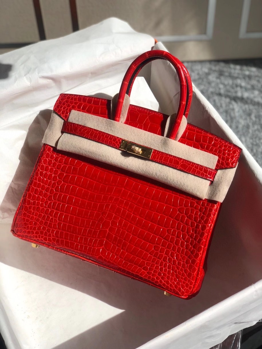 Hermès（爱马仕）Birkin 25cm Porosus shiny 亮面澳洲湾鳄 ck95 法拉利红 Braise 金扣 顶级手缝 现货