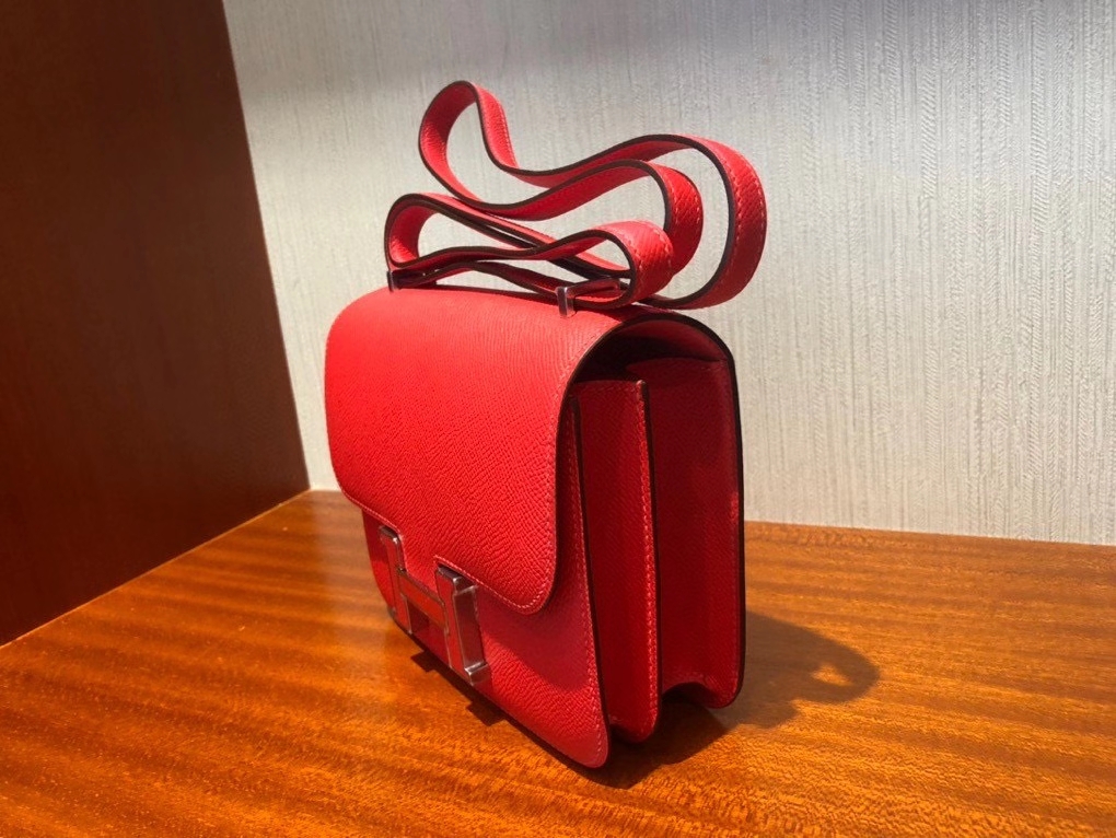 Hermès（爱马仕）Constance18cm Eposm S3 心红色拼珐琅扣  康康全线升级  超超薄油边