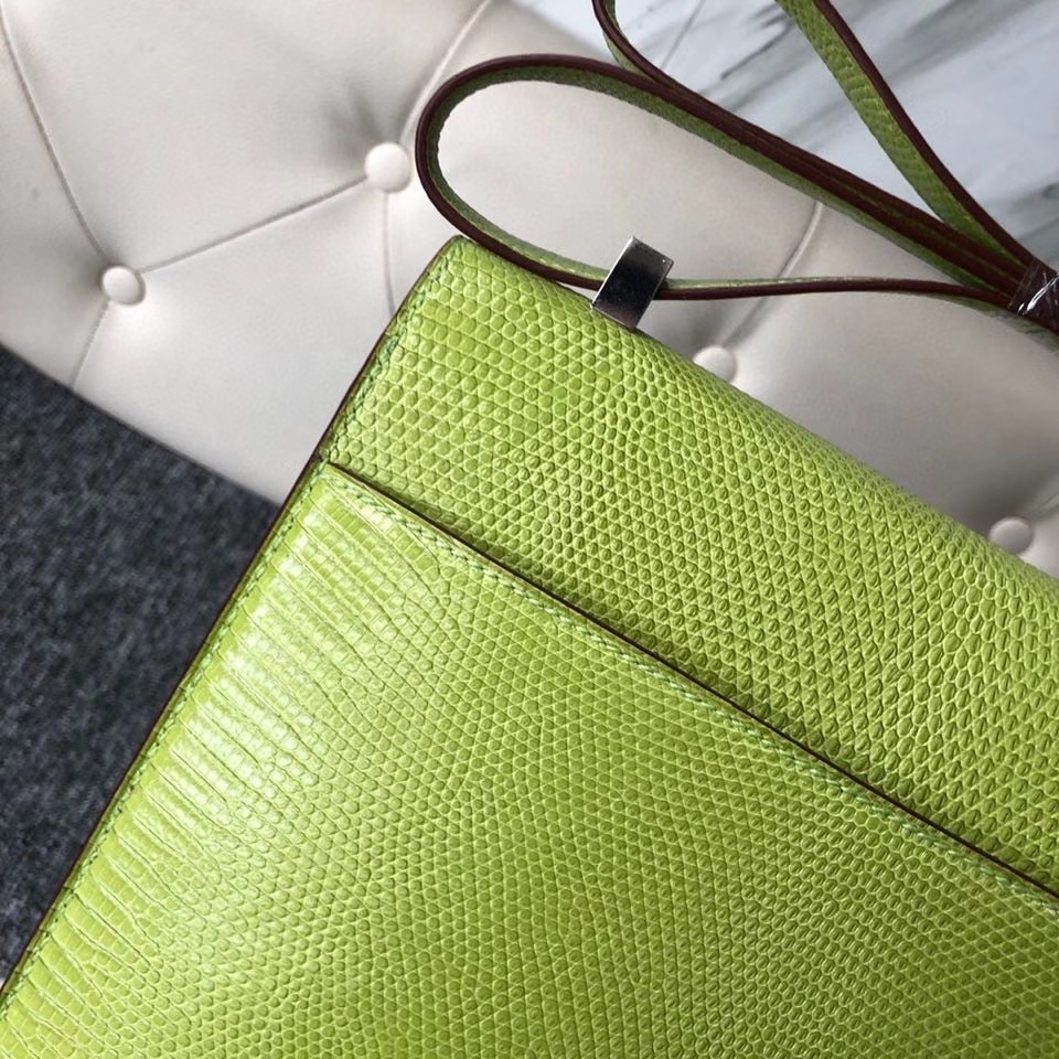 Hermès（爱马仕）Verrou 24cm Lizard 进口亮面蜥蜴 6R 奇异果绿 银扣 顶级手缝