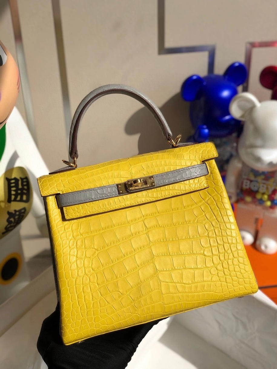 Hermès（爱马仕）Kelly 25cm Alligator matt 雾面鳄鱼 M9 金盏花黄拼4Z海鸥灰 金扣 马蹄印 顶级手缝 现货