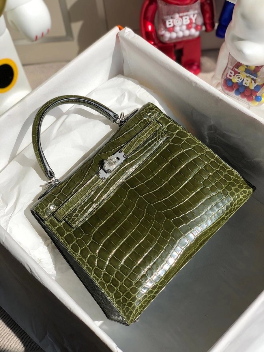 Hermès（爱马仕）Kelly 25cm Crocodile shiny 亮面鳄鱼 6H 橄榄绿 银扣 顶级手缝 现货