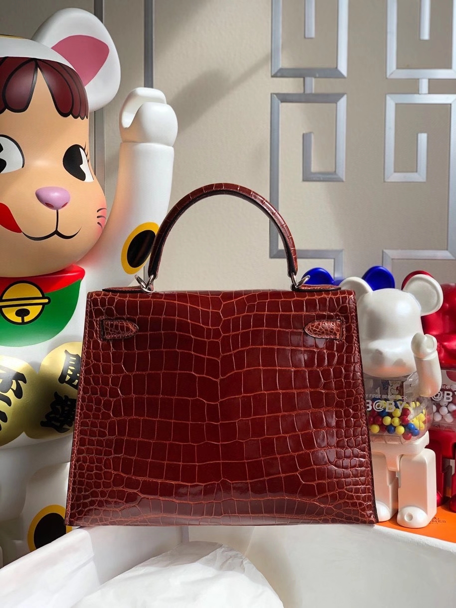 Hermès（爱马仕）Kelly 28cm porosus shiny 亮面澳洲湾鳄 ck31蜜糖棕 Miel 银扣 顶级手缝 现货