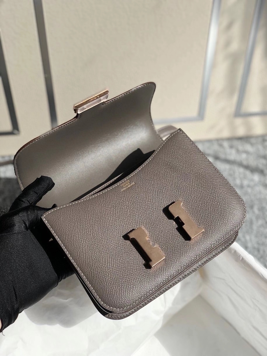 Hermès（爱马仕）Constance 18cm Epsom 原厂掌纹皮  8F 锡器灰 Etain 玫瑰金扣 顶级手缝 现货
