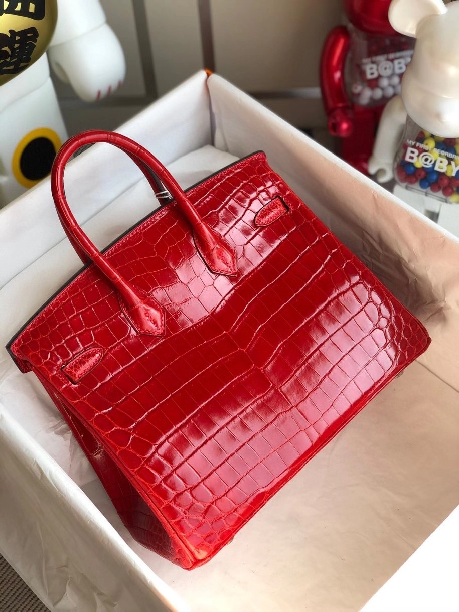 Hermès(爱马仕)Birkin 25cm Crocodile shiny 亮面鳄鱼 ck95 法拉利红 银扣 顶级手缝 现货-拉尔森鳄鱼皮具定制 - 爱马仕包包官网 Hermès(爱马仕)Birkin 25cm Crocodile shiny 亮面鳄鱼 ck95 法拉利红 银扣 顶级手缝 现货