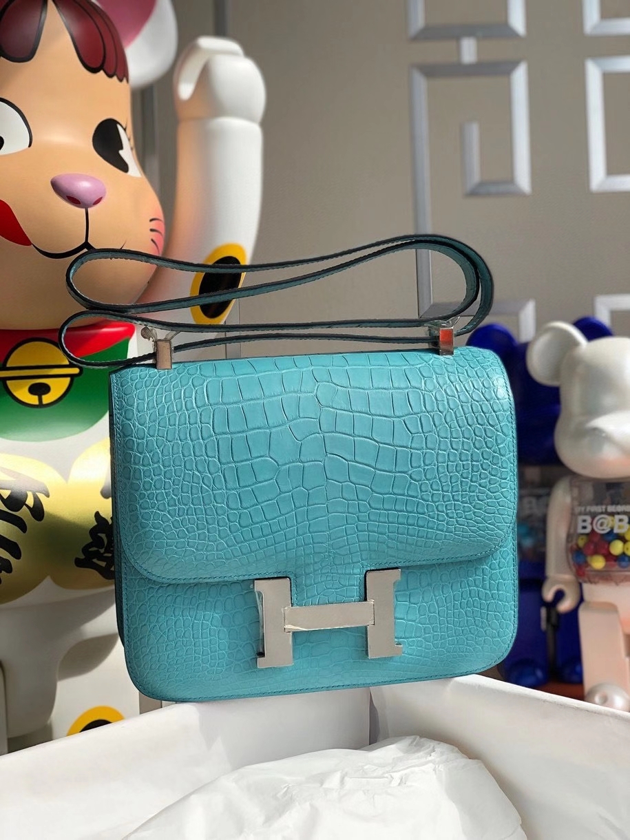 Hermès（爱马仕）Constance 24cm Alligator matt 雾面鳄鱼 3Z 圣西尔蓝 银扣 顶级手缝 现货