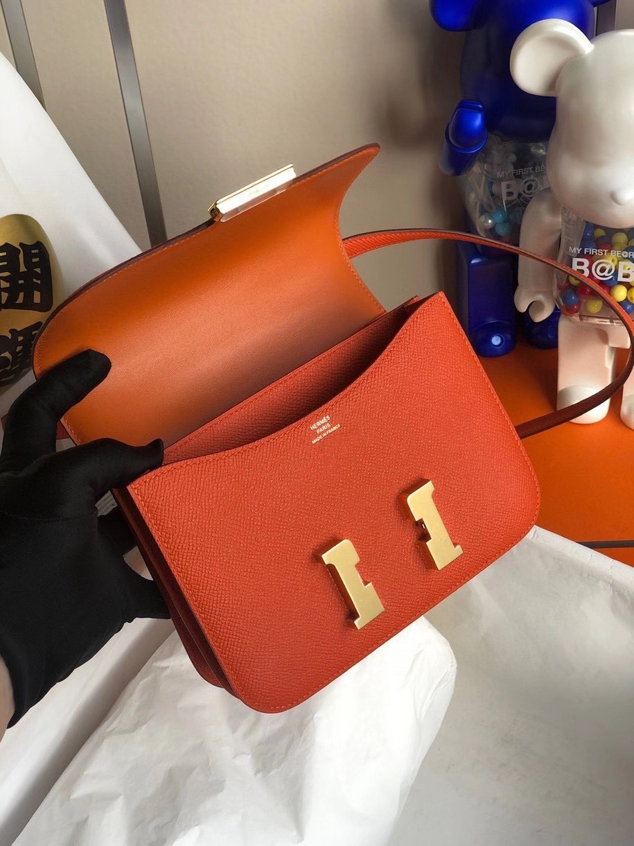 Hermès(爱马仕)Constance 18cm Epsom 原厂掌纹皮 火焰橙 金扣 顶级手缝 定制-拉尔森鳄鱼皮具定制 - 爱马仕包包官网 Hermès(爱马仕)Constance 18cm Epsom 原厂掌纹皮 火焰橙 金扣 顶级手缝 定制