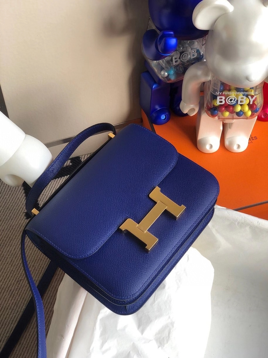 Hermès（爱马仕）Constance 18cm Epsom 原厂掌纹皮 7T 电光蓝 金扣 顶级手缝 定制