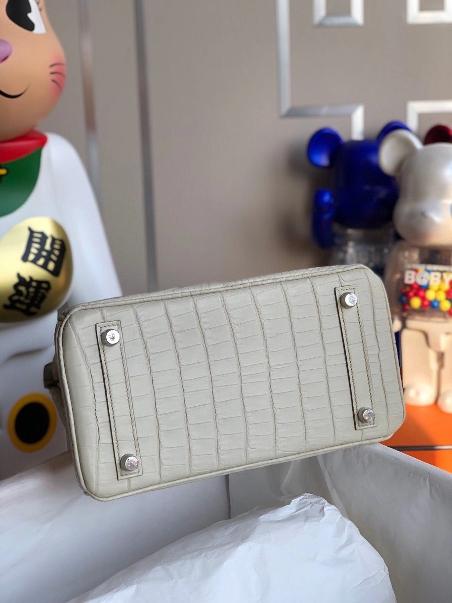 Hermès（爱马仕）Birkin 25cm Alligator matt雾面鳄鱼 8L 奶油白Beton 银扣 顶级手缝 现货