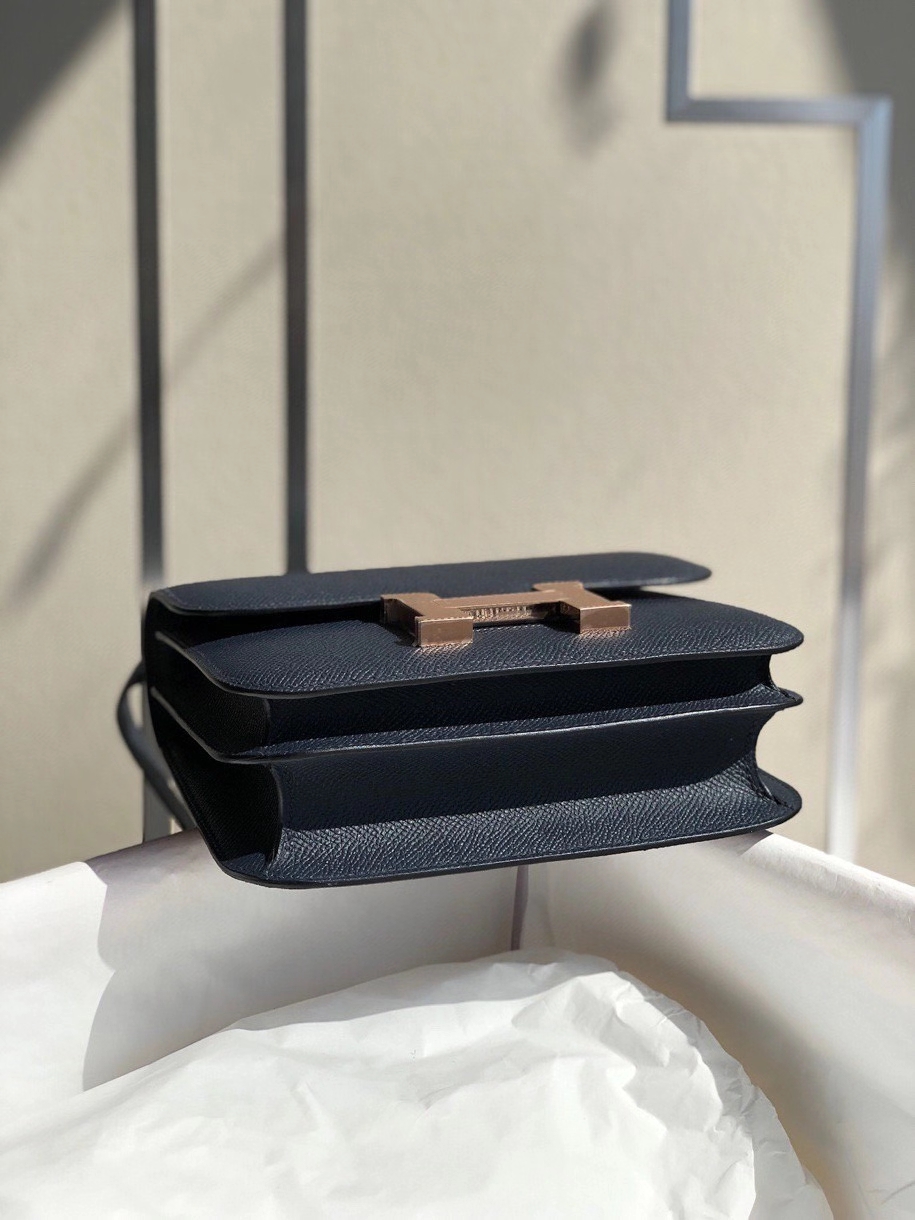 Hermès(爱马仕)Constance 18cm Epsom 原厂掌纹皮 深海蓝 玫瑰金扣 顶级手缝 现货-拉尔森鳄鱼皮具定制 - 爱马仕包包官网 Hermès(爱马仕)Constance 18cm Epsom 原厂掌纹皮 深海蓝 玫瑰金扣 顶级手缝 现货